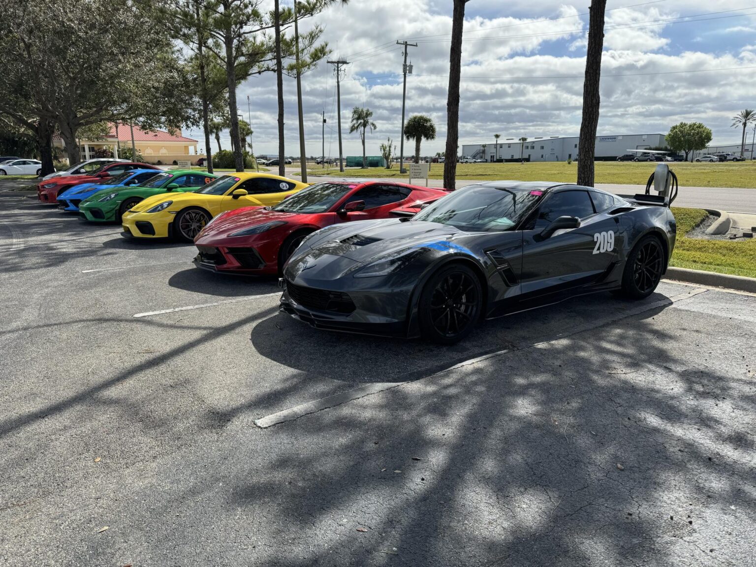 Porsche 911 GT3 RS staging on hot grid